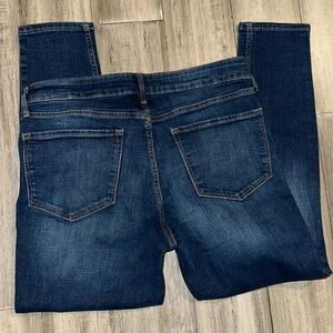 Size 12 Short Old Navy Midrise Rockstar Super Skinny Blue Jeans